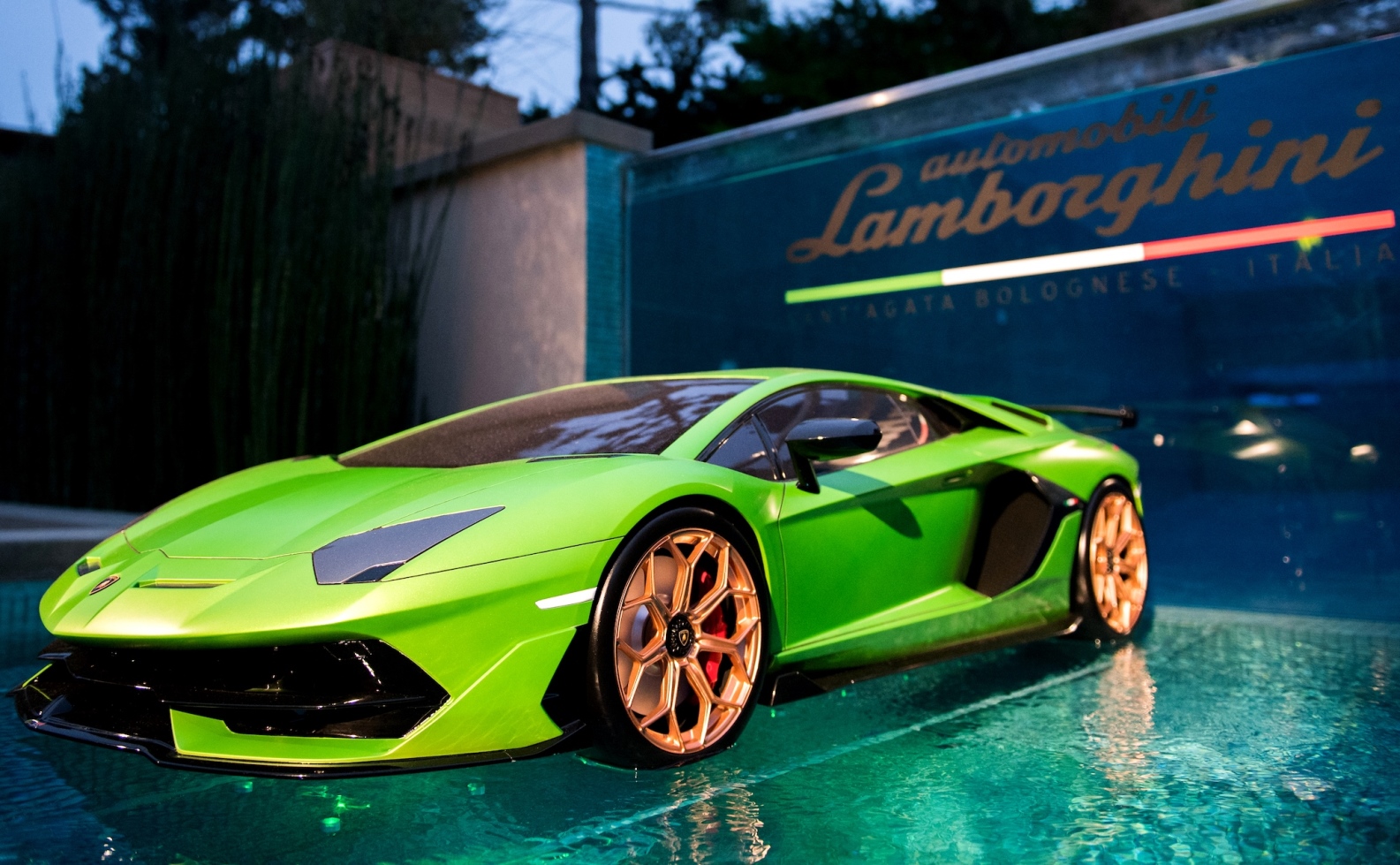 Lamborghini Aventador SVJ Р·РµР»РµРЅС‹Р№