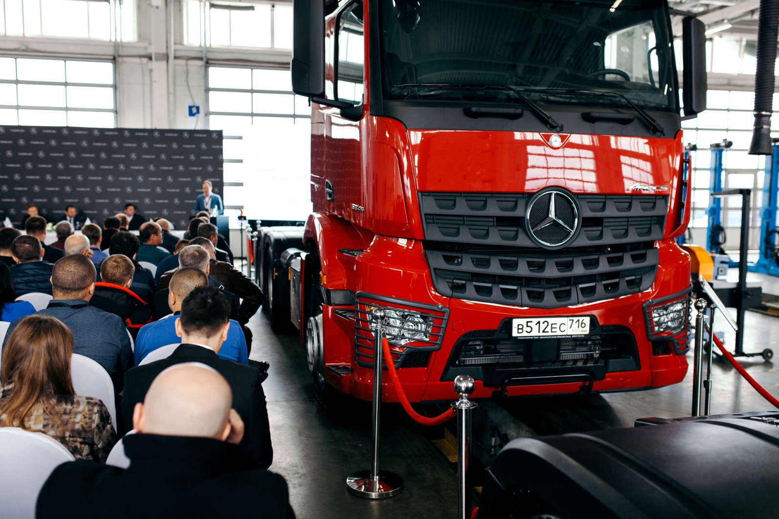 Мб рус. Daimler КАМАЗ рус. Дилерский Автоцентр КАМАЗ. РУСБИЗНЕСАВТО КАМАЗ. РБА КАМАЗ.